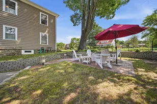 2484 Elm St, Manchester, NH 03104 - Photo 50