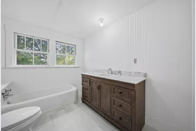 2484 Elm Street, Manchester, NH 03104 - Photo 42