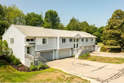 22 Meadowbrook Village, Rochester, NH 03867 - Photo 4