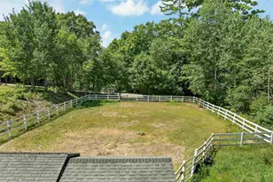 197 Grapevine Rd, Dunbarton, NH 03046 - Photo 12