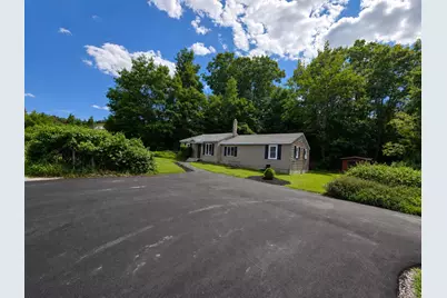 192 Londonderry Turnpike, Hooksett, NH 03106 - Photo 1