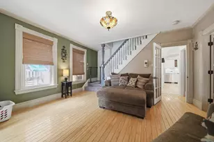 89 Riddle St, Manchester, NH 03102 - Photo 12