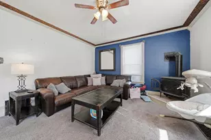 89 Riddle St, Manchester, NH 03102 - Photo 16