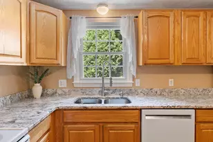 61 Glen Dr, Hudson, NH 03051 - Photo 36