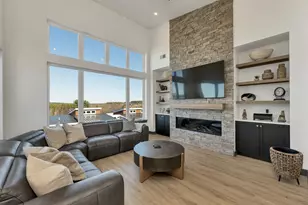 28 Vantagepoint Dr, Laconia, NH 03246 - Photo 8