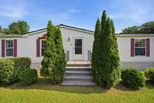 3 Adams St, Epsom, NH 03234 - Photo 2