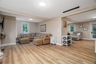 54 Elm St, Concord, NH 03303 - Photo 8