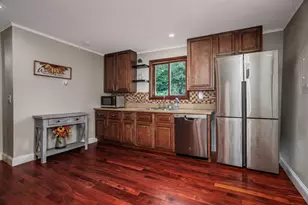 54 Elm St, Concord, NH 03303 - Photo 12