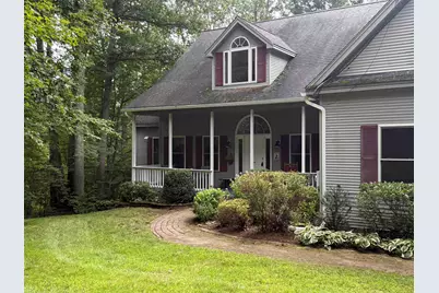 14 Fieldstone Drive, Hooksett, NH 03106 - Photo 2