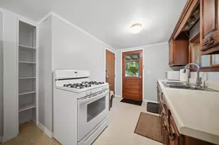 545 N State St, Concord, NH 03301 - Photo 8