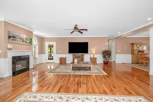 21 Irene&apos S Way, Seabrook, NH 03874 - Photo 10
