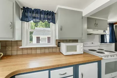 10 Terrace Lane, Goffstown, NH 03045 - Photo 4