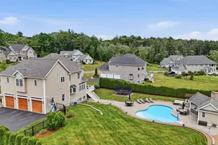28 Lamplighter Ln, Salem, NH 03079 - Photo 60