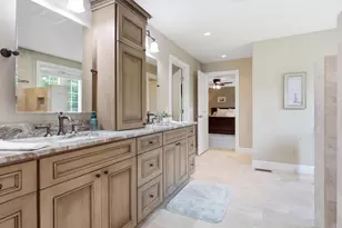 28 Lamplighter Ln, Salem, NH 03079 - Photo 32