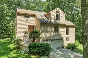 37 Indian Ridge Rd, Hampstead, NH 03826 - Photo 1