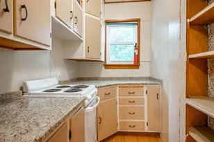 104 Kinsley St, Nashua, NH 03060 - Photo 10