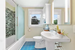 54 Washington St, Seabrook, NH 03874 - Photo 14