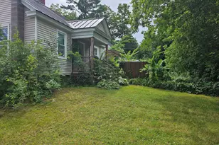 13 Grove St, Newport, NH 03773 - Photo 1