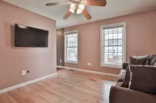 102 Ashmere Dr, Manchester, NH 03109 - Photo 18