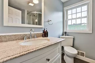 102 Ashmere Dr, Manchester, NH 03109 - Photo 38
