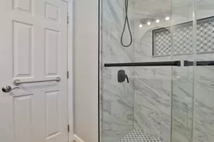102 Ashmere Dr, Manchester, NH 03109 - Photo 32