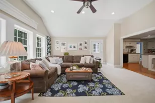 451 Boston Post Rd, Amherst, NH 03031 - Photo 10
