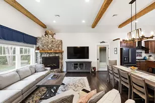 294 Paradise Dr, Moultonborough, NH 03254 - Photo 8