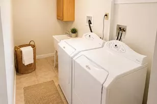 54 Commonwealth Ave, Springfield, VT 05156 - Photo 12