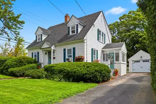 399 Ash St, Manchester, NH 03104 - Photo 1