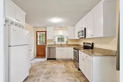 18 Williams Street, Salem, NH 03079 - Photo 10
