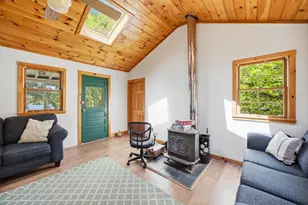 310 Hemlock Dr, Gilmanton, NH 03237 - Photo 8