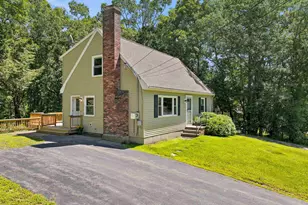 24 Julie Ave, Salem, NH 03079 - Photo 2