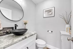 10 Meghan Dr, Sandown, NH 03873 - Photo 12