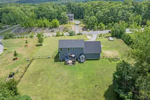 10 Meghan Dr, Sandown, NH 03873 - Photo 28