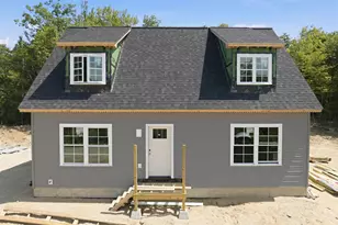11E Lindsay Ln, New Hampton, NH 03256 - Photo 2