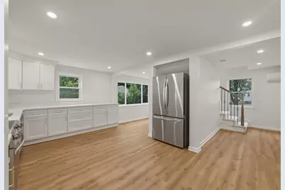 71 Manchester Street, Nashua, NH 03064 - Photo 4