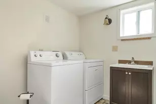 80 May St, Enfield, NH 03748 - Photo 14