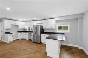 1305 Old Hillsboro Rd, Henniker, NH 03242 - Photo 10