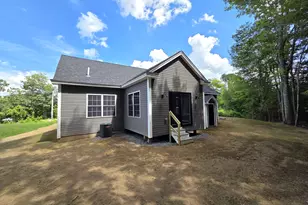 871 Salmon Falls Rd, Rochester, NH 03839 - Photo 6