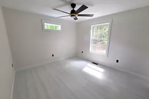 871 Salmon Falls Rd, Rochester, NH 03839 - Photo 28