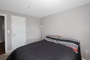910 Elmwood Dr, Hudson, NH 03051 - Photo 22