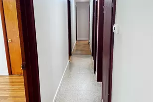 542 Merrimack St, Manchester, NH 03103 - Photo 14