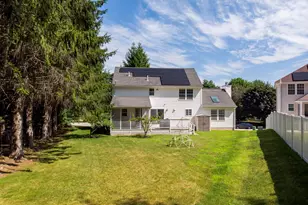 11 Wintergreen Dr, Merrimack, NH 03054 - Photo 6