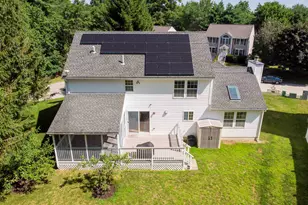 11 Wintergreen Dr, Merrimack, NH 03054 - Photo 10