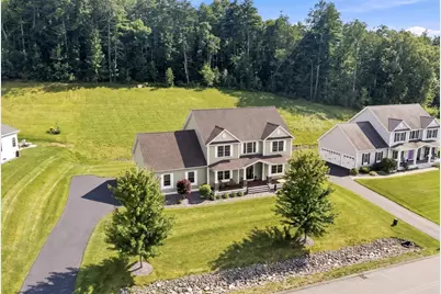 19 Beechwood Road, Salem, NH 03079 - Photo 2