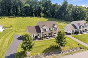 19 Beechwood Rd, Salem, NH 03079 - Photo 2