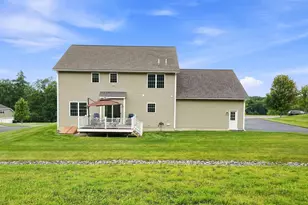 19 Beechwood Rd, Salem, NH 03079 - Photo 54