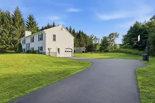 12 Constance Dr, Londonderry, NH 03053 - Photo 38