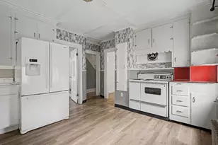 21 Silver St, Rochester, NH 03867 - Photo 6