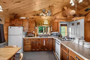 42 Mountain View Rd, Stewartstown, NH 03576 - Photo 12